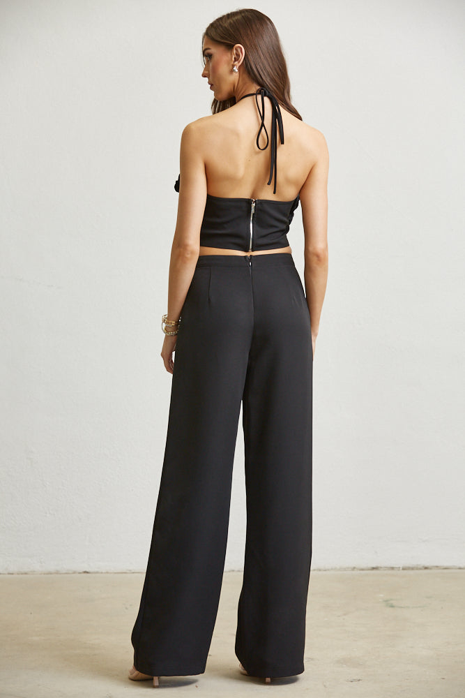 SET TOP DE ROSAS Y PANTALON NEGRO