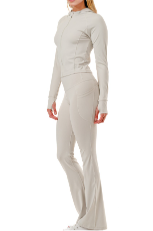 SET DEPORTIVO LEGGINS Y SUDADERA