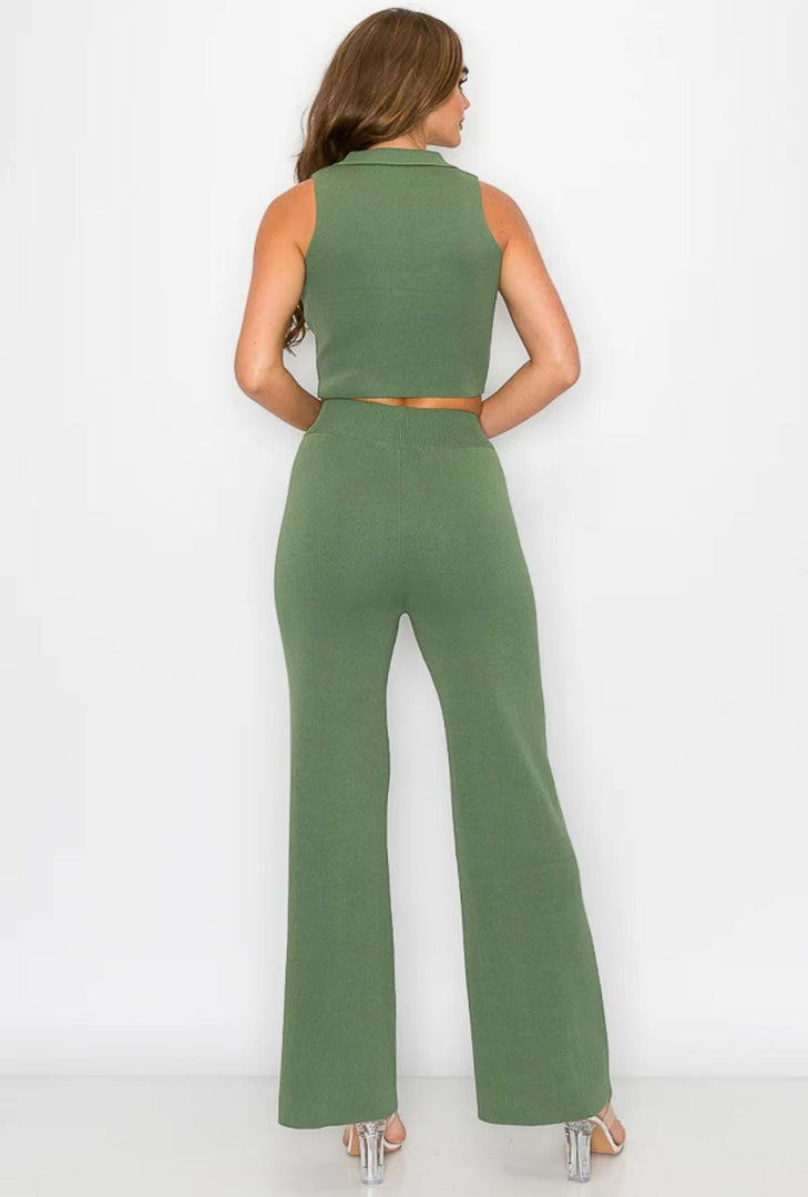 CONJUNTO DE PANTALÓN Y BLUSA CON CUELLO "V"
