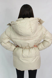 CHAMARRA PUFFER PLUMAS BEIGE